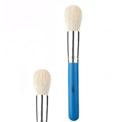 MSQ Sheer Powder Brush